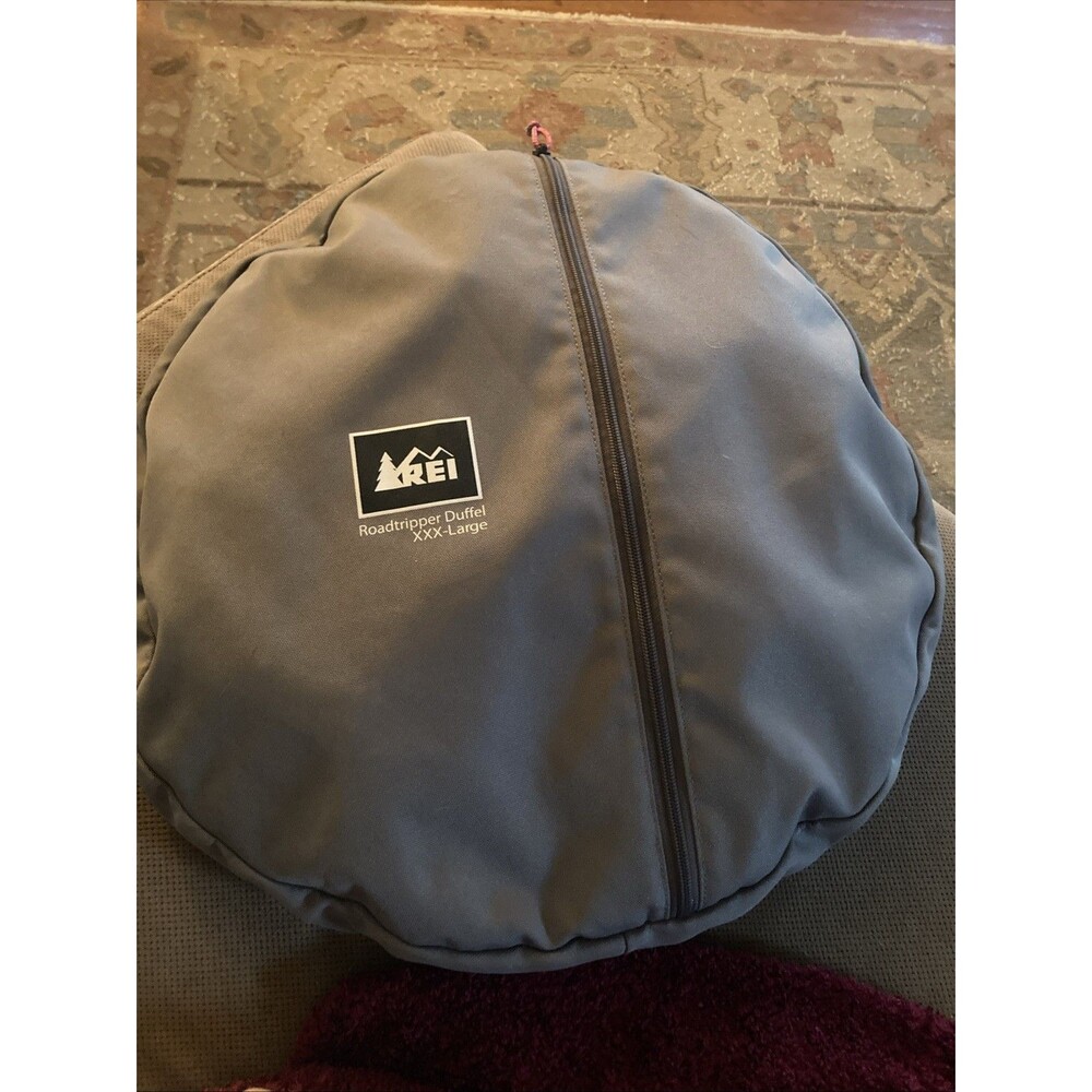 REI Roadtripper Duffel Bag XXXL 3XL in Storage Bag Lightweight Gray Tote Storage